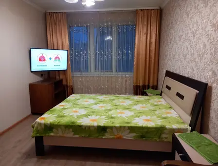 Двухкомнатная квартира на сутки в Пинск, Парковая ул. 162