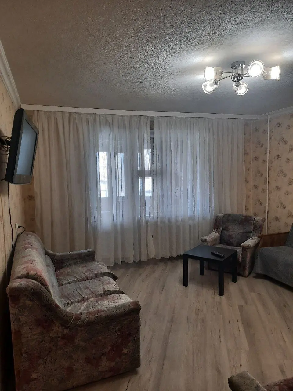 Интерьер квартиры посуточно, Пинск, пр-т Жолтовского 9