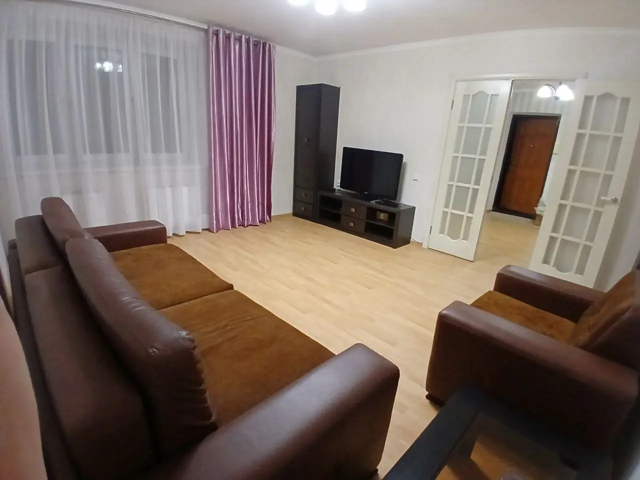 View of apartment for daily rent, Pinsk, Yunaya St. — photo 3